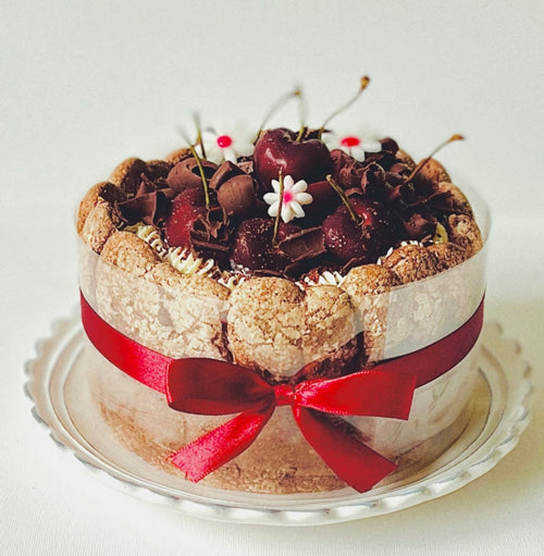 Cherry Noir Charlotte